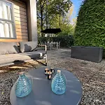 Veluwshof Holidays Luxe With Private Jacuzzi's - Swimmingpool - Tennis Court - Bowling - Supermarket And Children Entertainment Village de vacances *