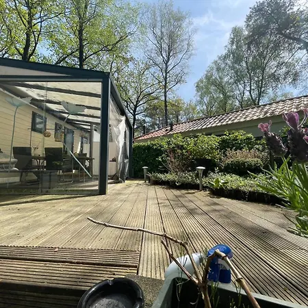 Veluwshof Holidays Luxe With Private Jacuzzi's - Swimmingpool - Tennis Court - Bowling - Supermarket And Children Entertainment Hoenderloo