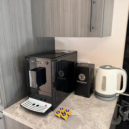 Village de vacances Veluwshof Holidays Luxe With Private Jacuzzi's - Swimmingpool - Tennis Court - Bowling - Supermarket And Children Entertainment