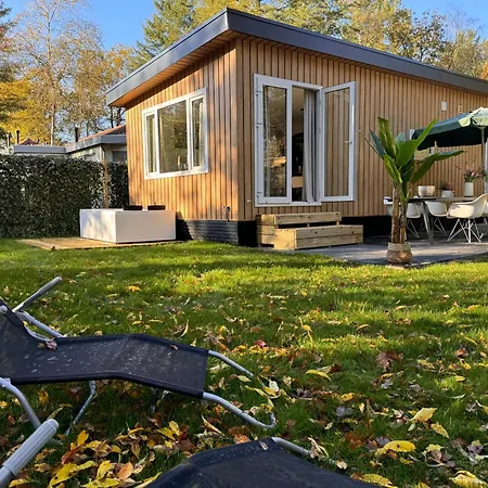 Veluwshof Holidays Luxe With Private Jacuzzi's - Swimmingpool - Tennis Court - Bowling - Supermarket And Children Entertainment *