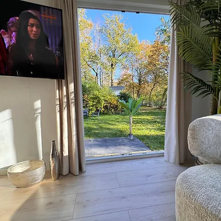 Veluwshof Holidays Luxe With Private Jacuzzi's - Swimmingpool - Tennis Court - Bowling - Supermarket And Children Entertainment Holiday park *