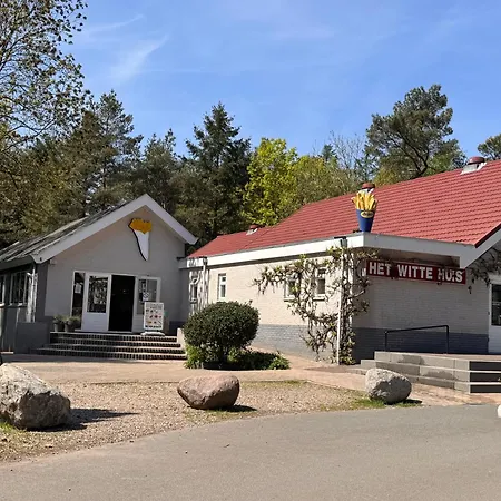 Veluwshof Holidays Luxe With Private Jacuzzi's - Swimmingpool - Tennis Court - Bowling - Supermarket And Children Entertainment *