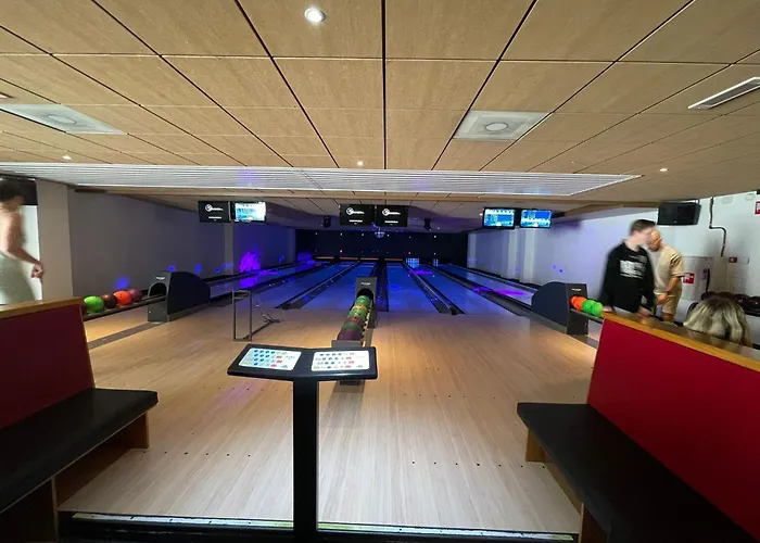 Veluwshof Holidays Luxe With Private Jacuzzi's - Swimmingpool - Tennis Court - Bowling - Supermarket And Children Entertainment