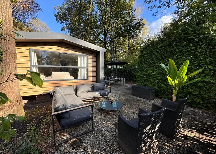 Semesterpark Veluwshof Holidays Luxe With Private Jacuzzi's - Swimmingpool - Tennis Court - Bowling - Supermarket And Children Entertainment Hoenderloo