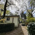 Veluwshof Holidays Luxe With Private Jacuzzi's - Swimmingpool - Tennis Court - Bowling - Supermarket And Children Entertainment *