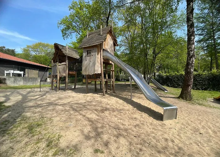 Veluwshof Holidays Luxe With Private Jacuzzi's - Swimmingpool - Tennis Court - Bowling - Supermarket And Children Entertainment