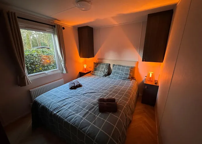 Veluwshof Holidays Luxe With Private Jacuzzi's - Swimmingpool - Tennis Court - Bowling - Supermarket And Children Entertainment Parco vacanze Hoenderloo