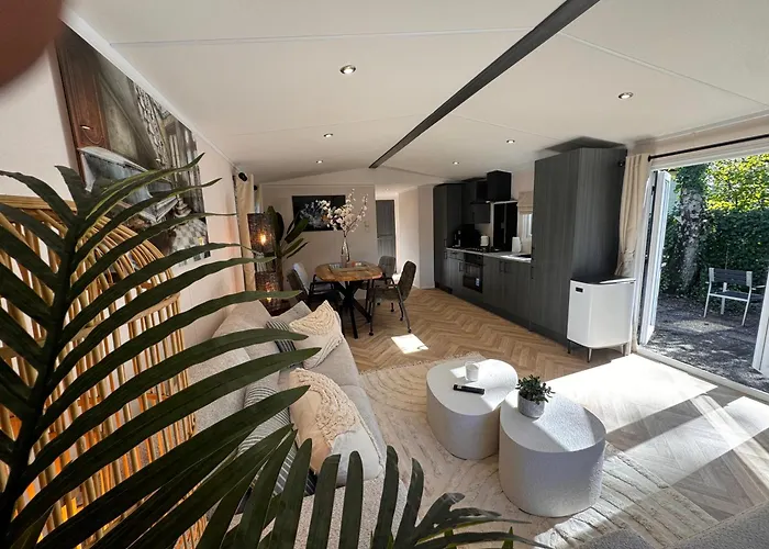 Veluwshof Holidays Luxe With Private Jacuzzi's - Swimmingpool - Tennis Court - Bowling - Supermarket And Children Entertainment Parco vacanze Hoenderloo